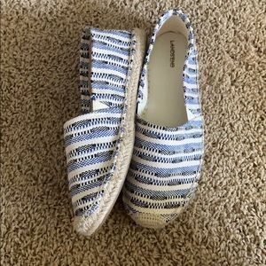 Woven flats size 9